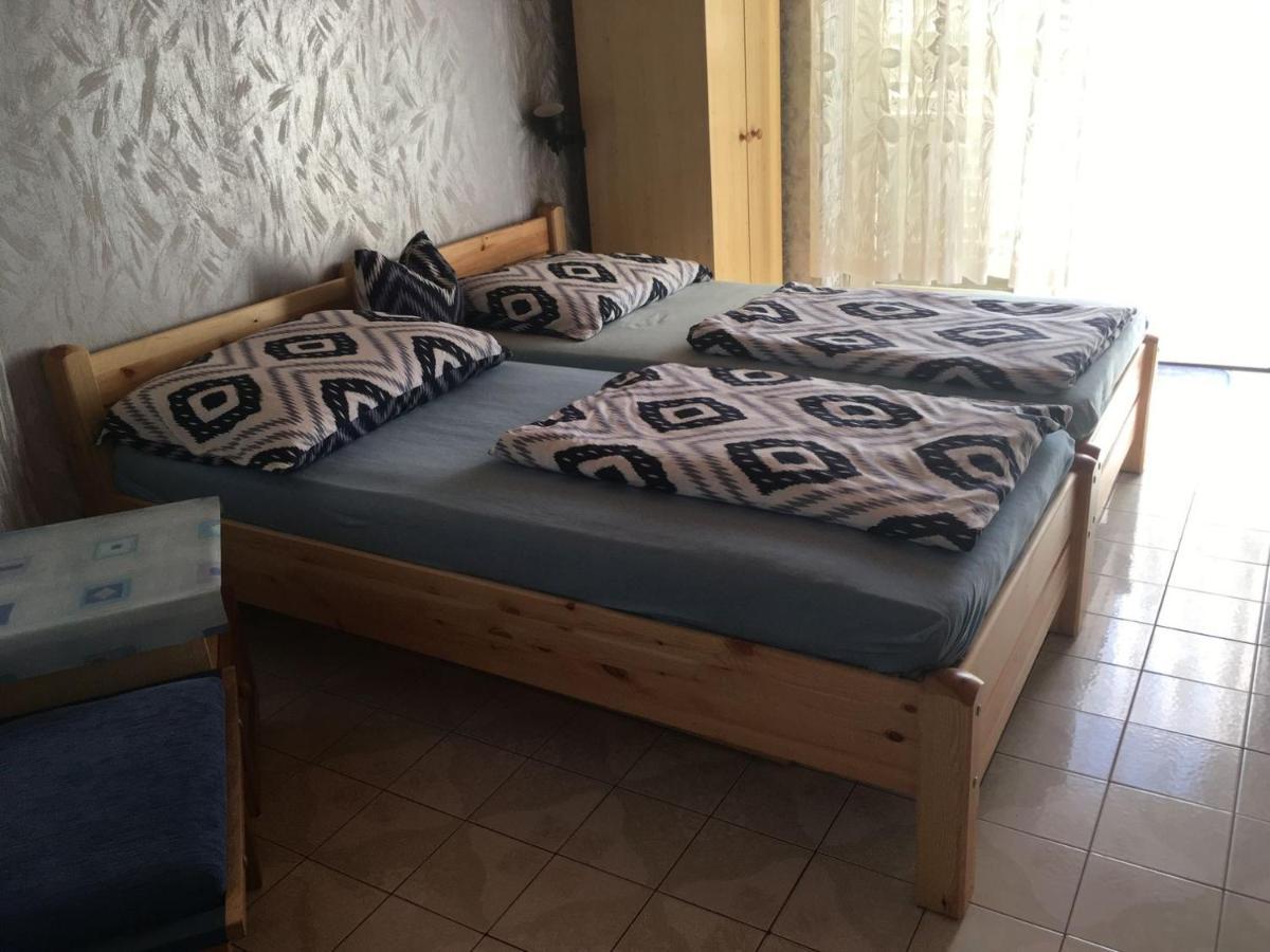 Apartamento Gizella Haz Keszthely Exterior foto