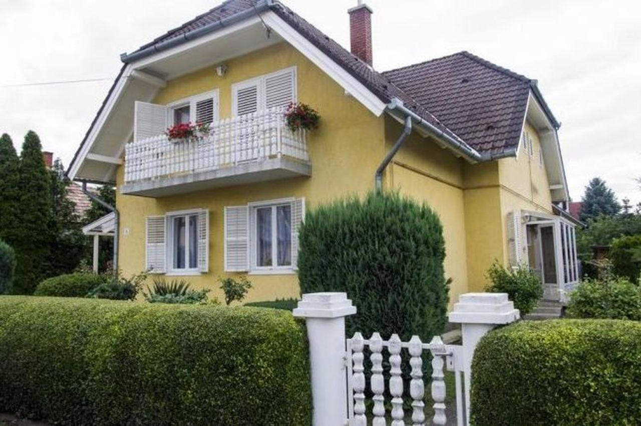 Apartamento Gizella Haz Keszthely Exterior foto